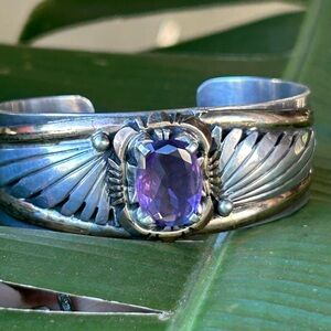 Sterling silver Native style Robert Kelly amethyst cuff bangle bracelet 59 grams